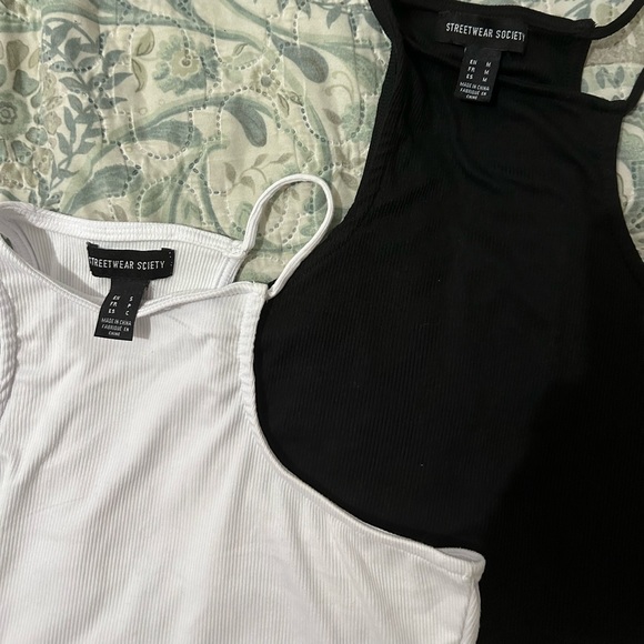 Shoulderless Tank top - Picture 3 of 3